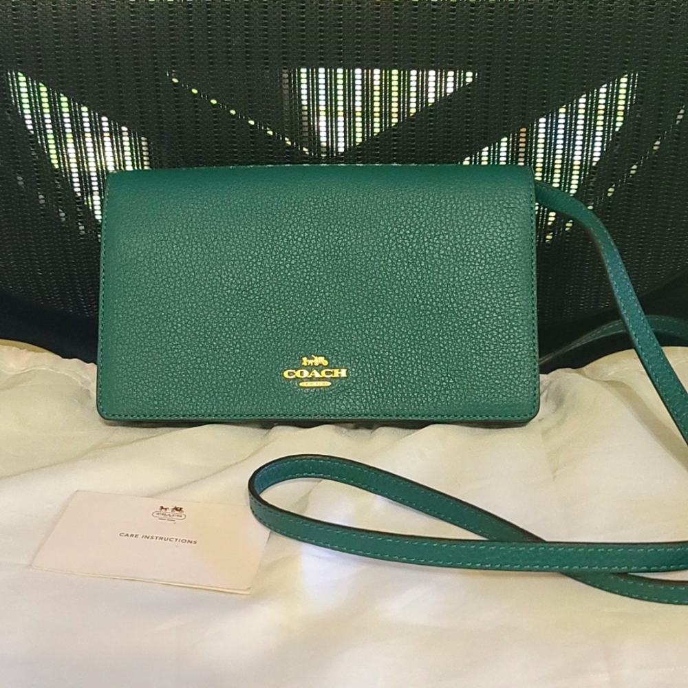 Coach NWOT Hayden crossbody green